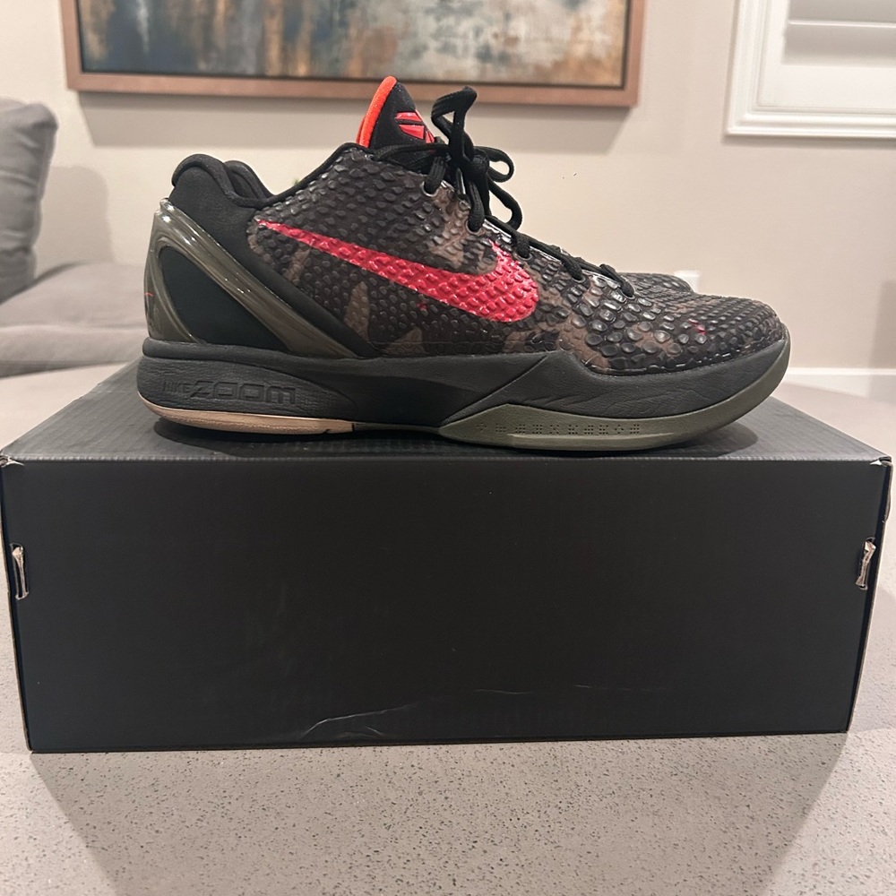 Kobe Basketball shoes